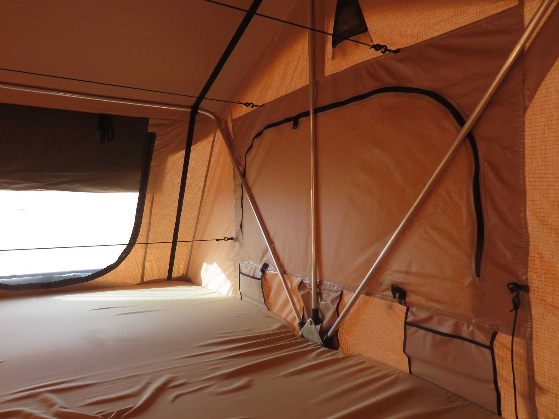 SAHARA NEST CAR TENT - OBK WORLD