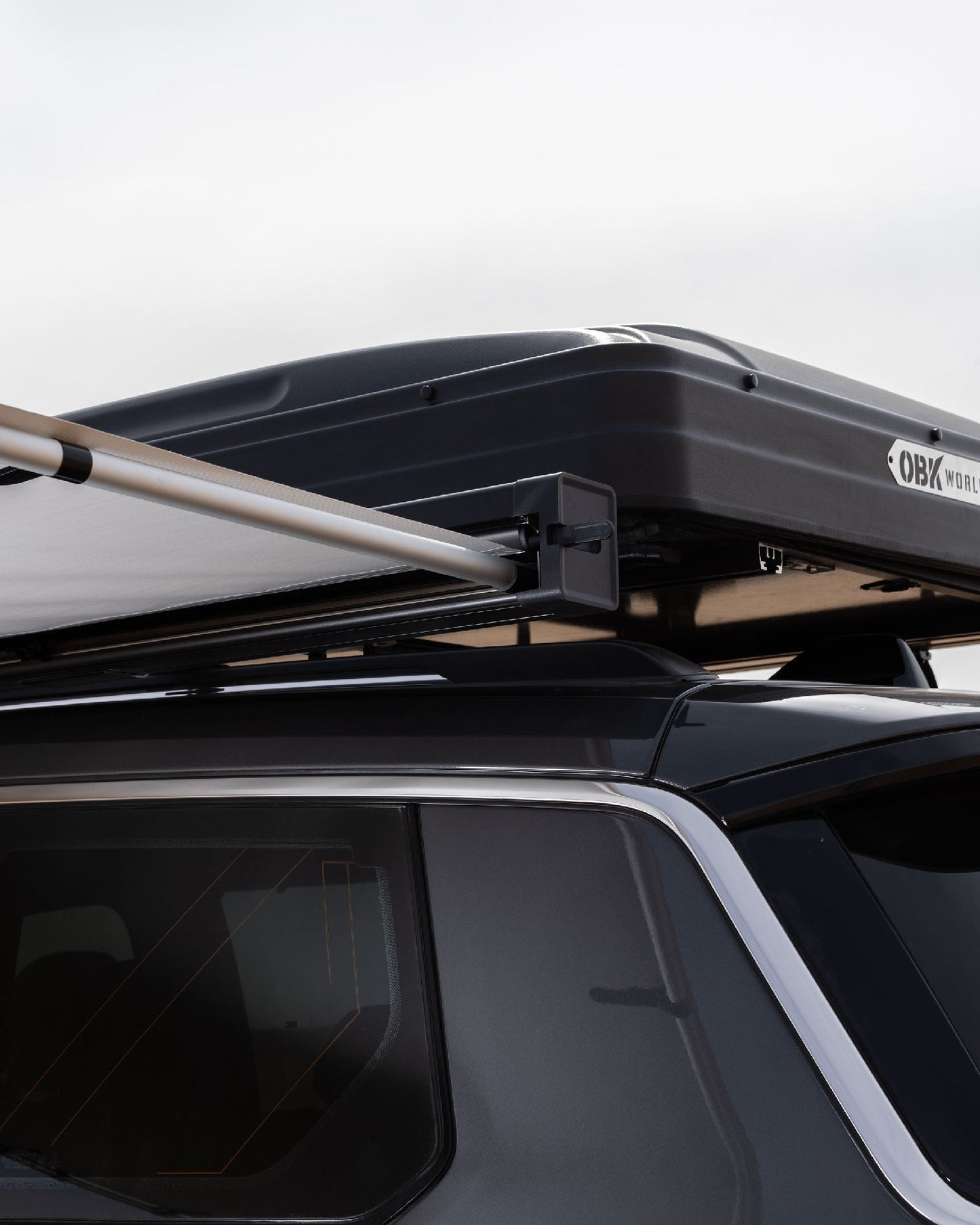 SEMI - AUTOMATIC SLIM AWNING - OBK WORLD