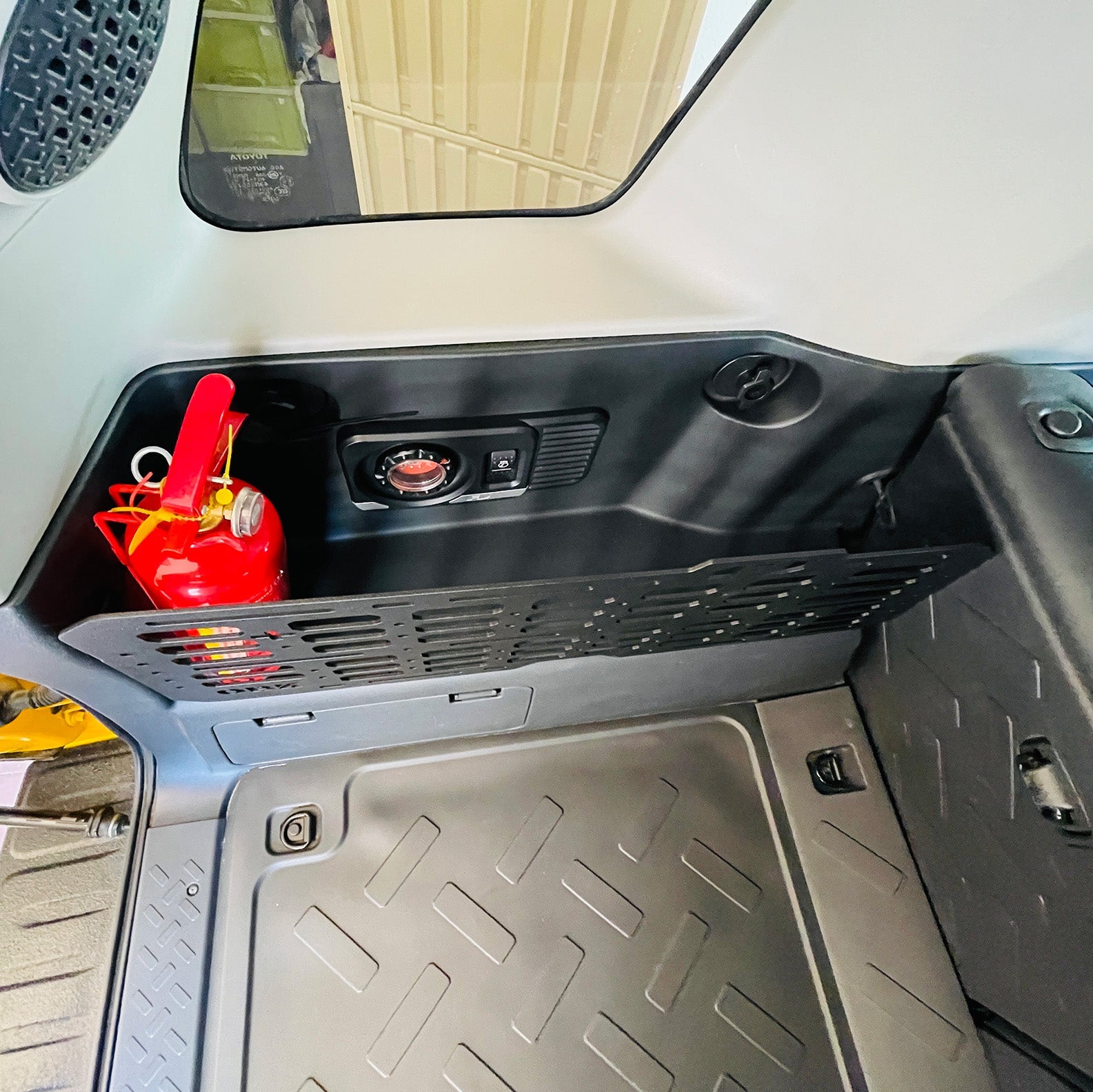 TRUNK GRILL FJ CRUISER / MOLLE - OBK WORLD